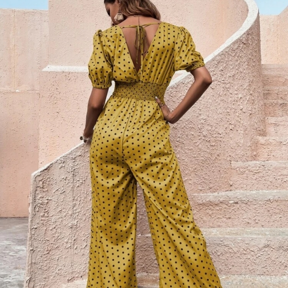 Polka-dot yellow puff sleeve jumpsuit 💛 - Picture 2 of 5